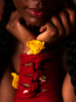 Play with me and make this kitty purr