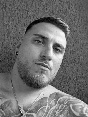 ALPHA DOM STUD 