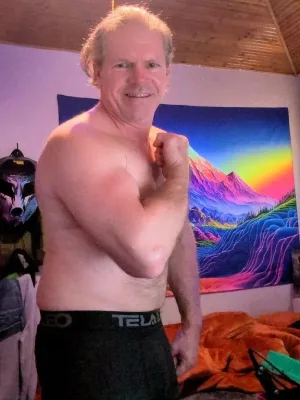 BIG hard STR8 cock. Cock Sucking School